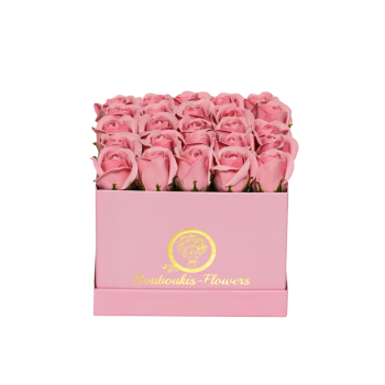 Σύνθεση με χειροποίητα Ροζ τριαντάφυλλα από σαπούνι